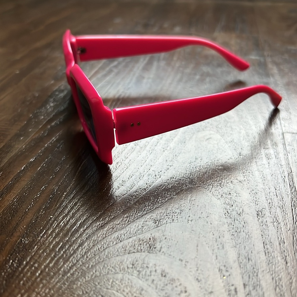 Trendy Pink Rectangular Sunglasses - image 3